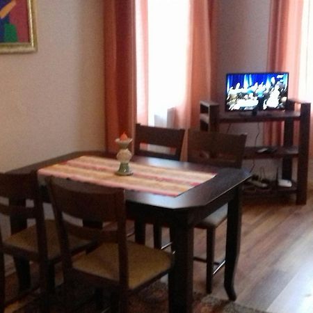 Ferienwohnung Julia Garden Burgas City Exterior foto