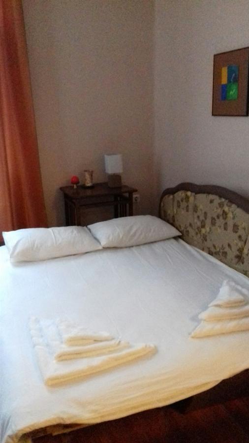Ferienwohnung Julia Garden Burgas City Exterior foto