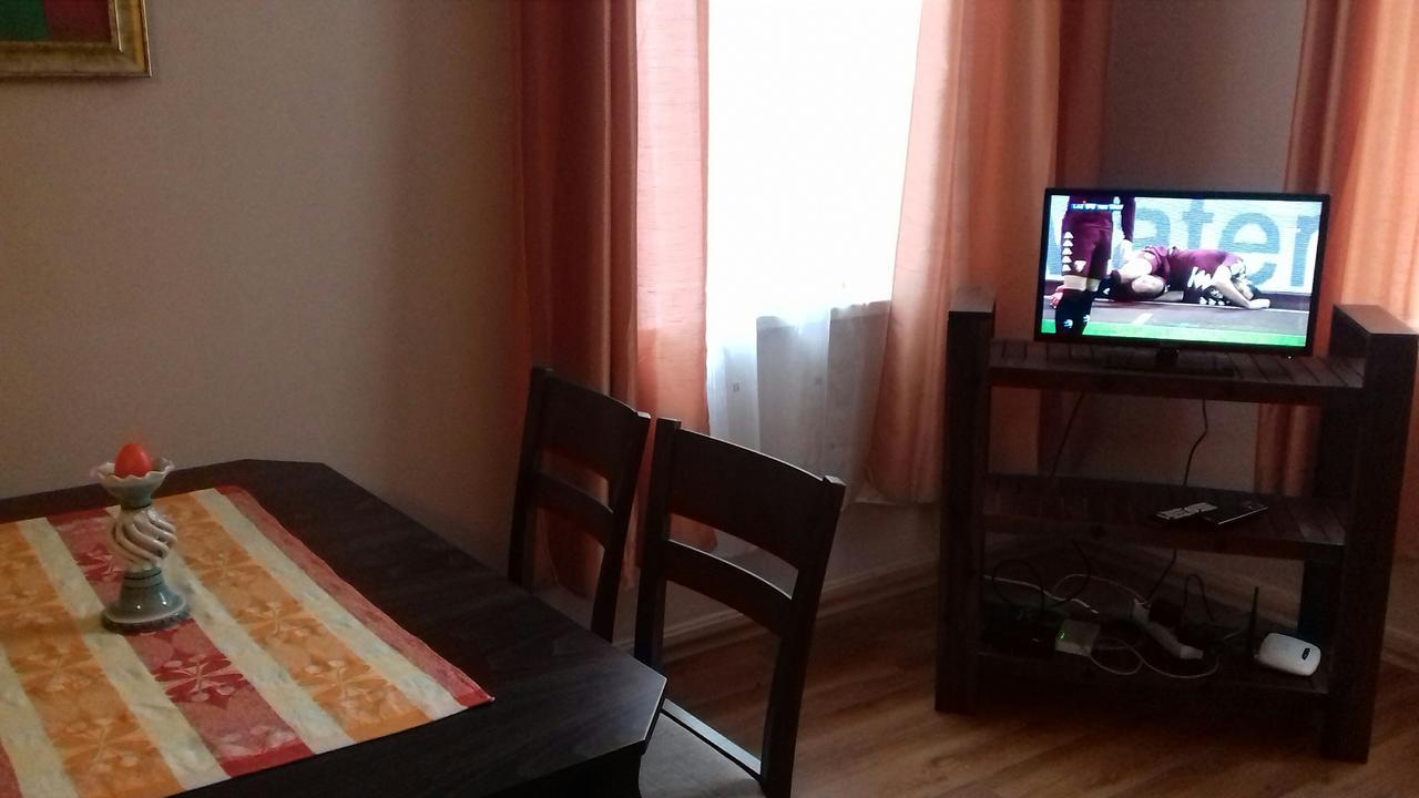 Ferienwohnung Julia Garden Burgas City Exterior foto